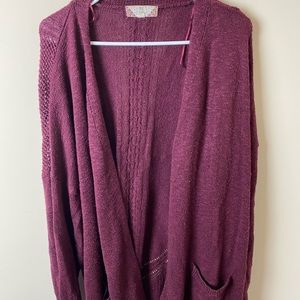 Maroon cardigan with pockets